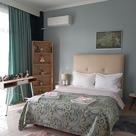 Hospitable Appartment In The Central Park, Ksanti Zewnętrze zdjęcie
