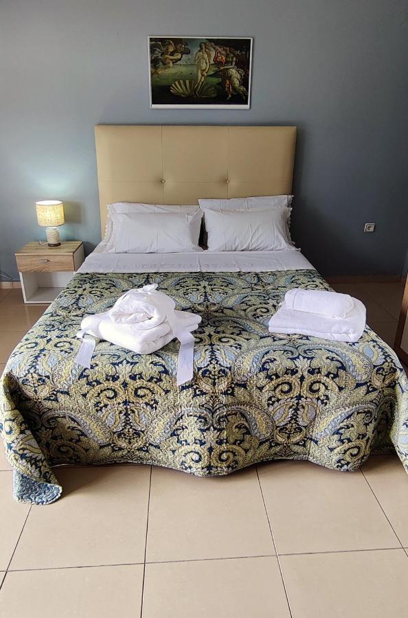 Hospitable Appartment In The Central Park, Ksanti Zewnętrze zdjęcie