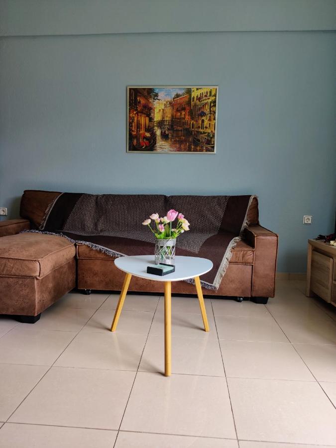 Hospitable Appartment In The Central Park, Ksanti Zewnętrze zdjęcie
